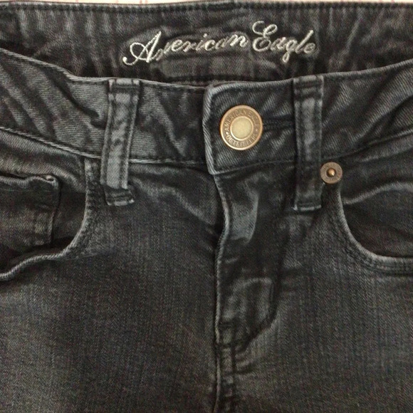 American Eagle Outfitters Skinny Super Stretch Black Denim Jeans - Size 2 Long - Picture 7 of 9